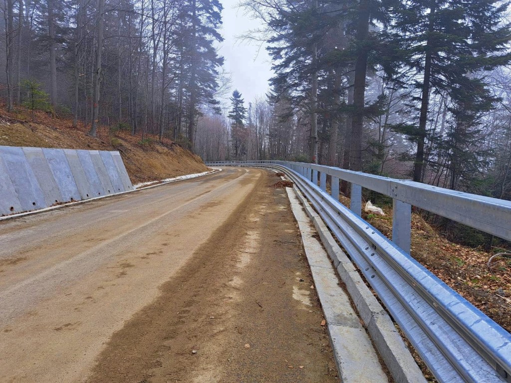 FOTO Se lucrează intens pentru finalizarea lucrărilor de modernizare a