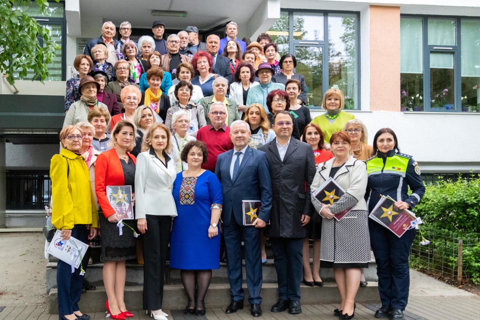 FOTO: Școala Gimnazială „Ion Basgan” din Focșani sărbătorește 40 de ani ...